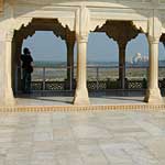 Visitors to the fort seem to spend more time looking at the Taj than they do at the fort ...